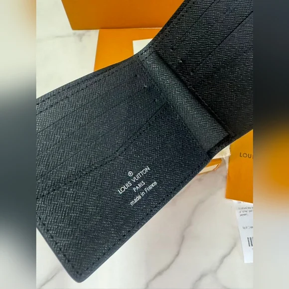 Louis Vuitton Slender Wallet - Picture 8 of 8